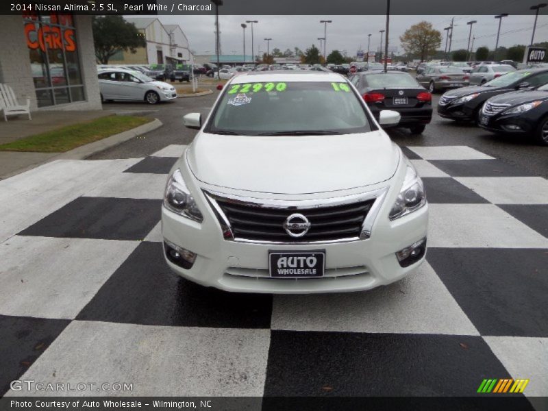 Pearl White / Charcoal 2014 Nissan Altima 2.5 SL