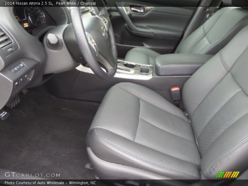 Pearl White / Charcoal 2014 Nissan Altima 2.5 SL