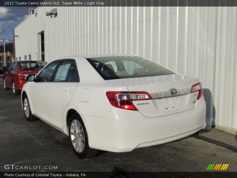 Super White / Light Gray 2012 Toyota Camry Hybrid XLE