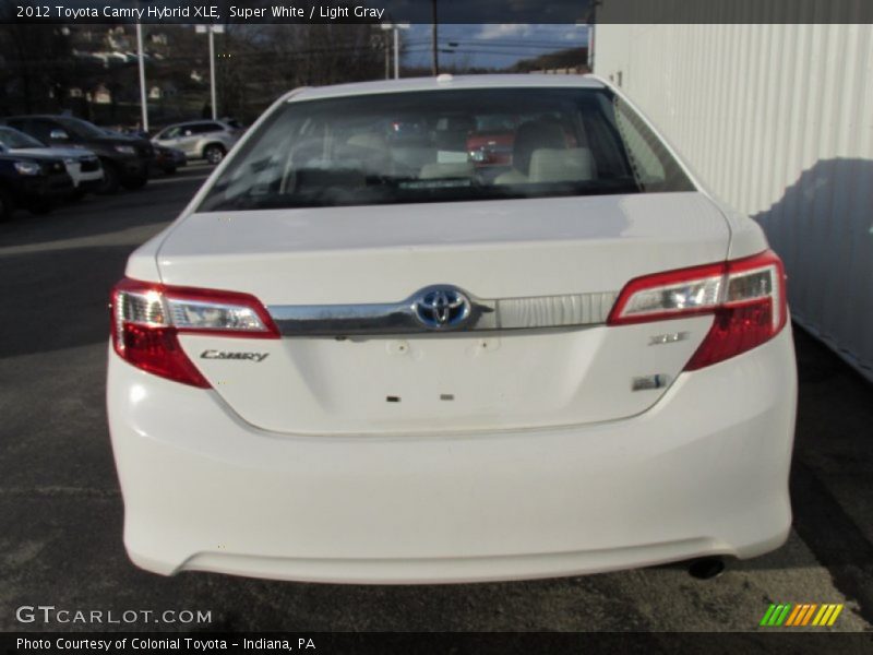 Super White / Light Gray 2012 Toyota Camry Hybrid XLE