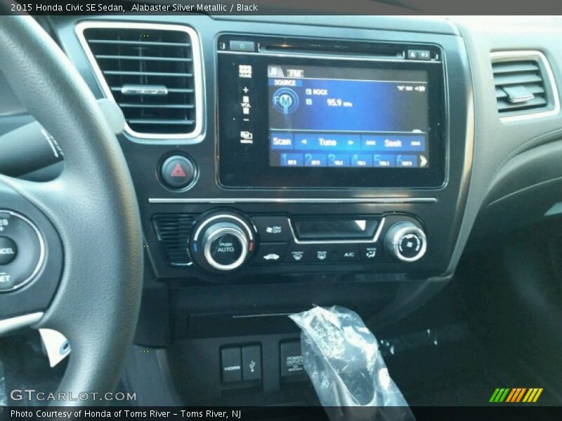 Alabaster Silver Metallic / Black 2015 Honda Civic SE Sedan