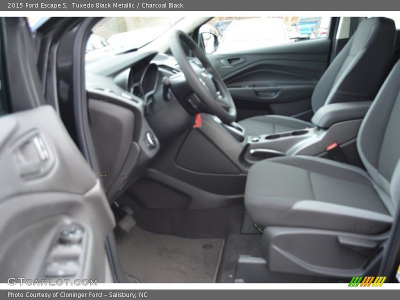 Tuxedo Black Metallic / Charcoal Black 2015 Ford Escape S