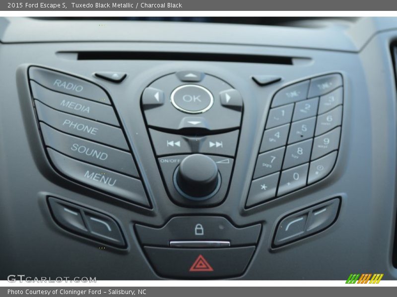 Tuxedo Black Metallic / Charcoal Black 2015 Ford Escape S