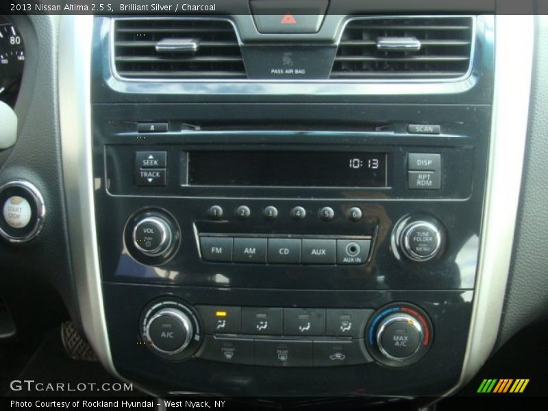 Brilliant Silver / Charcoal 2013 Nissan Altima 2.5 S