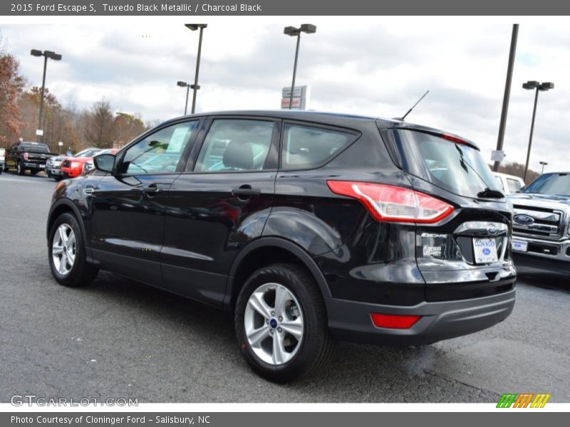 Tuxedo Black Metallic / Charcoal Black 2015 Ford Escape S