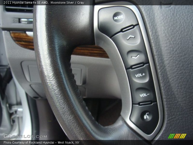 Moonstone Silver / Gray 2011 Hyundai Santa Fe SE AWD