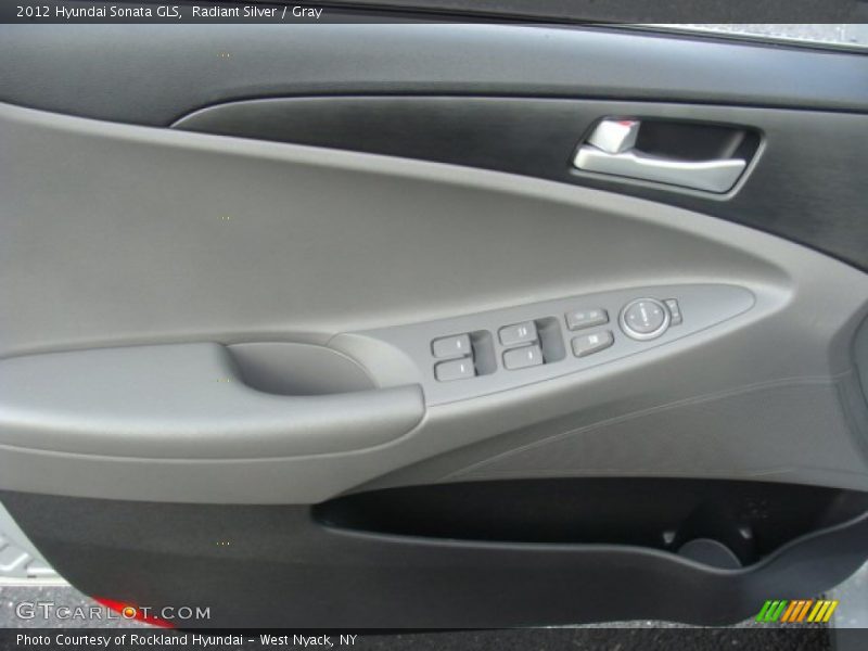 Radiant Silver / Gray 2012 Hyundai Sonata GLS