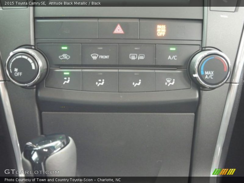 Attitude Black Metallic / Black 2015 Toyota Camry SE