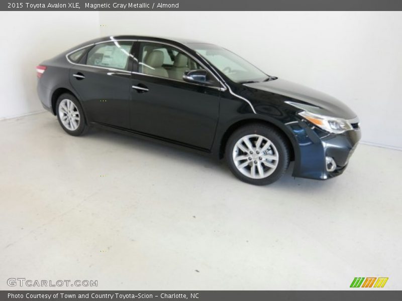Magnetic Gray Metallic / Almond 2015 Toyota Avalon XLE