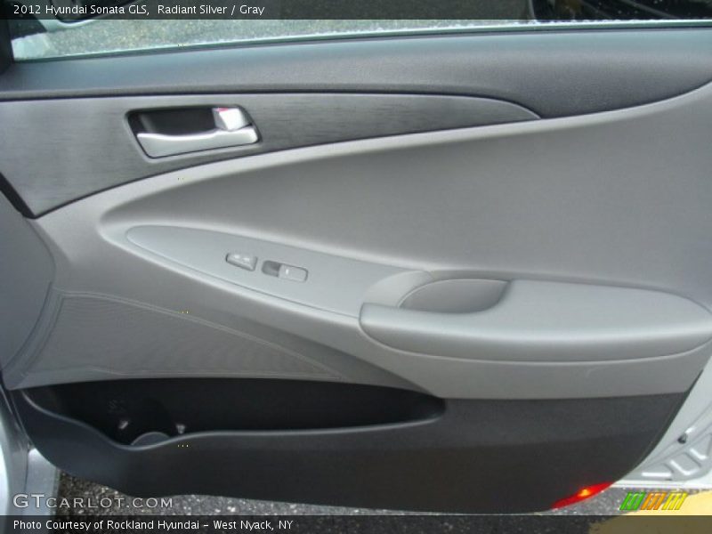 Radiant Silver / Gray 2012 Hyundai Sonata GLS