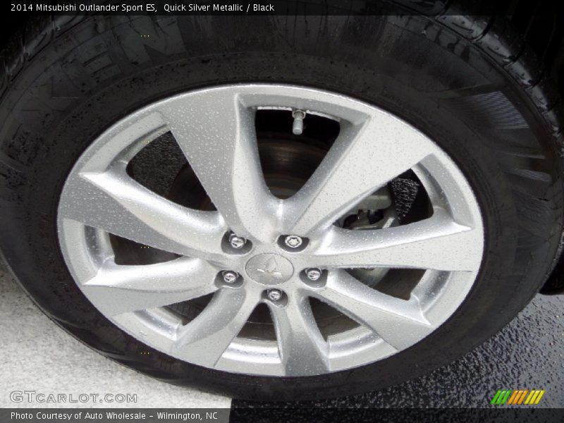 Quick Silver Metallic / Black 2014 Mitsubishi Outlander Sport ES