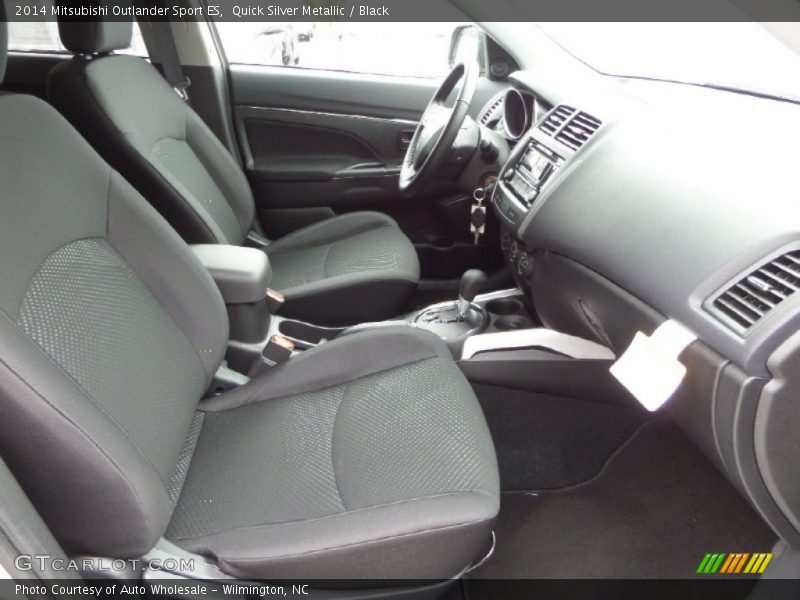 Quick Silver Metallic / Black 2014 Mitsubishi Outlander Sport ES