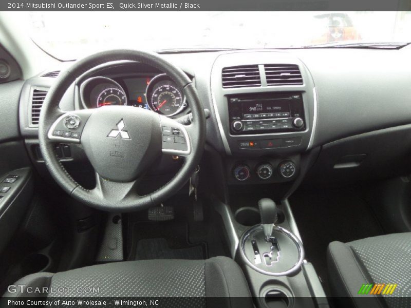 Quick Silver Metallic / Black 2014 Mitsubishi Outlander Sport ES