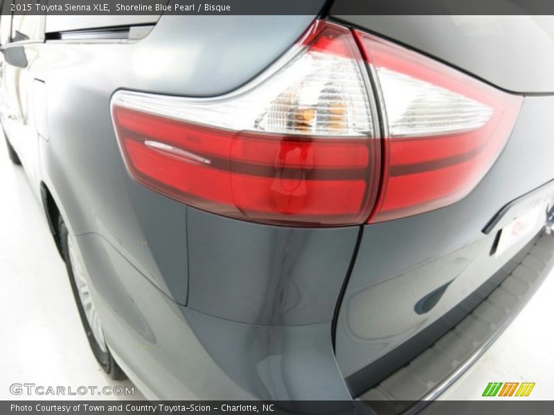 Shoreline Blue Pearl / Bisque 2015 Toyota Sienna XLE