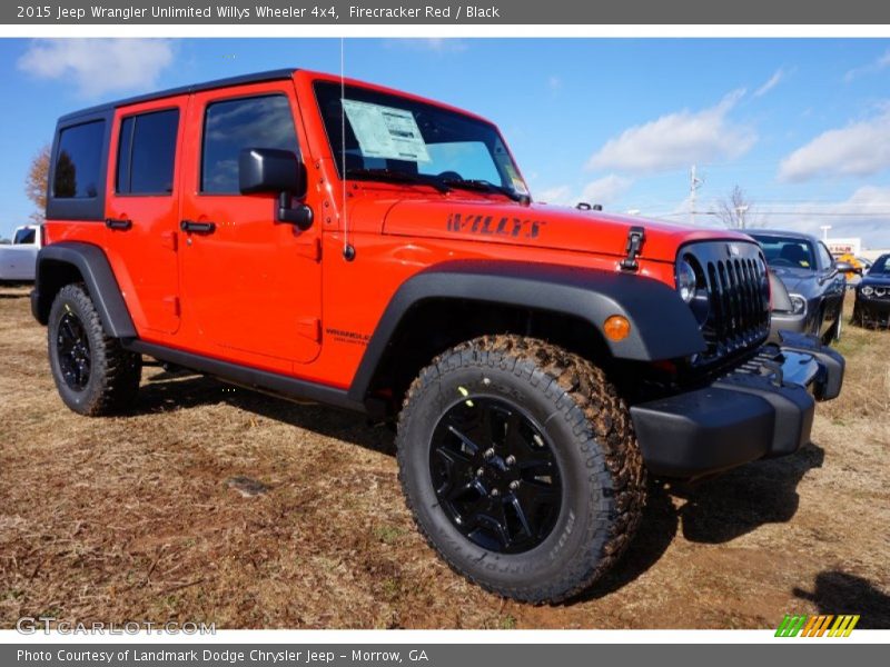 Front 3/4 View of 2015 Wrangler Unlimited Willys Wheeler 4x4