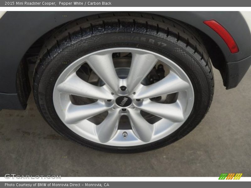 Pepper White / Carbon Black 2015 Mini Roadster Cooper