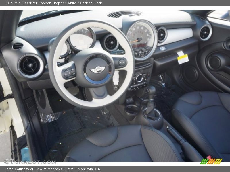 Pepper White / Carbon Black 2015 Mini Roadster Cooper