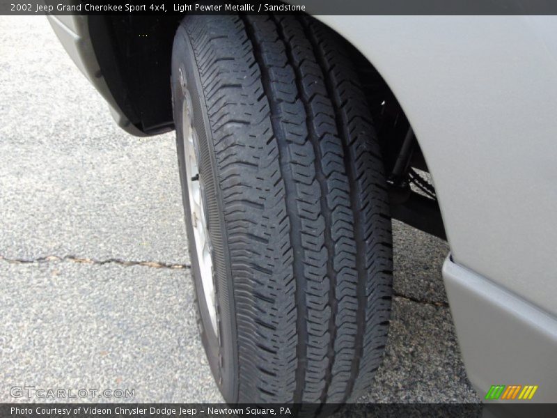 Light Pewter Metallic / Sandstone 2002 Jeep Grand Cherokee Sport 4x4