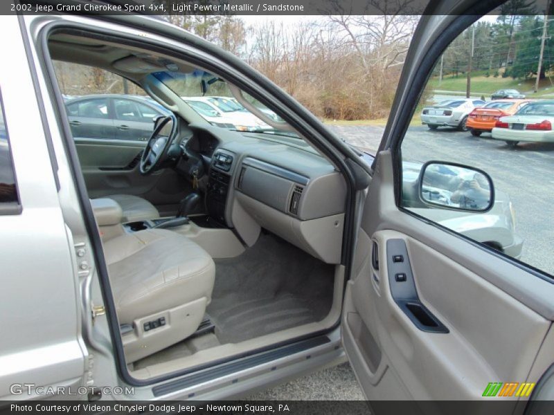 Light Pewter Metallic / Sandstone 2002 Jeep Grand Cherokee Sport 4x4