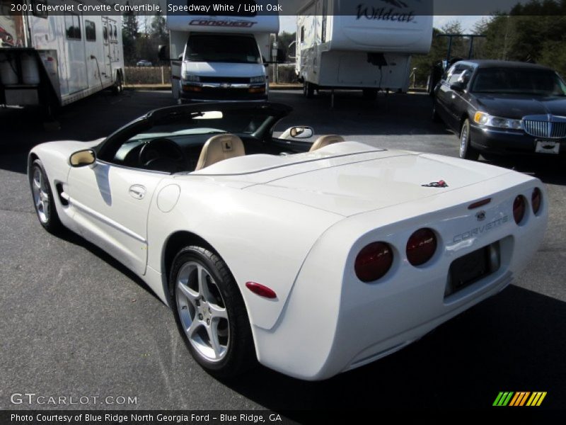 Speedway White / Light Oak 2001 Chevrolet Corvette Convertible