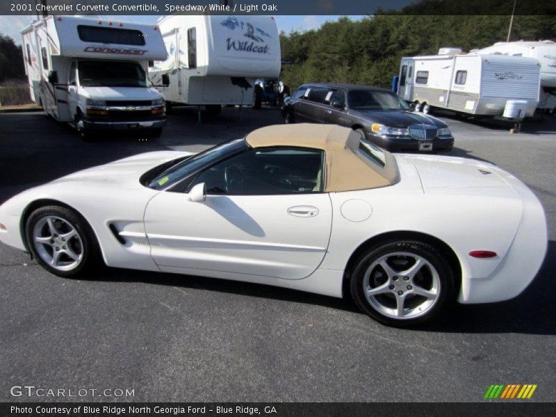 Speedway White / Light Oak 2001 Chevrolet Corvette Convertible