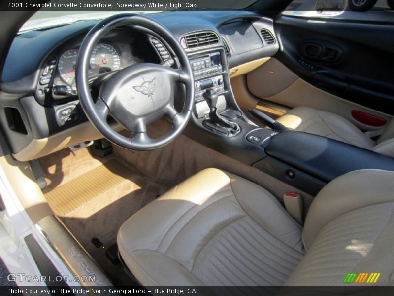Speedway White / Light Oak 2001 Chevrolet Corvette Convertible