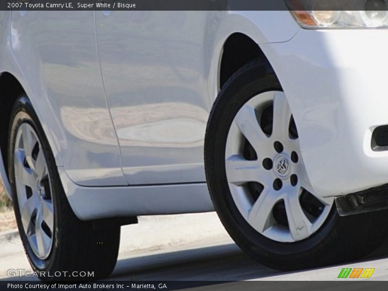 Super White / Bisque 2007 Toyota Camry LE