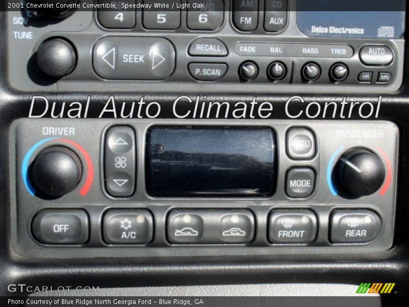 Speedway White / Light Oak 2001 Chevrolet Corvette Convertible