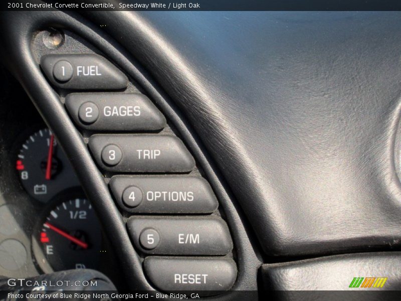 Speedway White / Light Oak 2001 Chevrolet Corvette Convertible