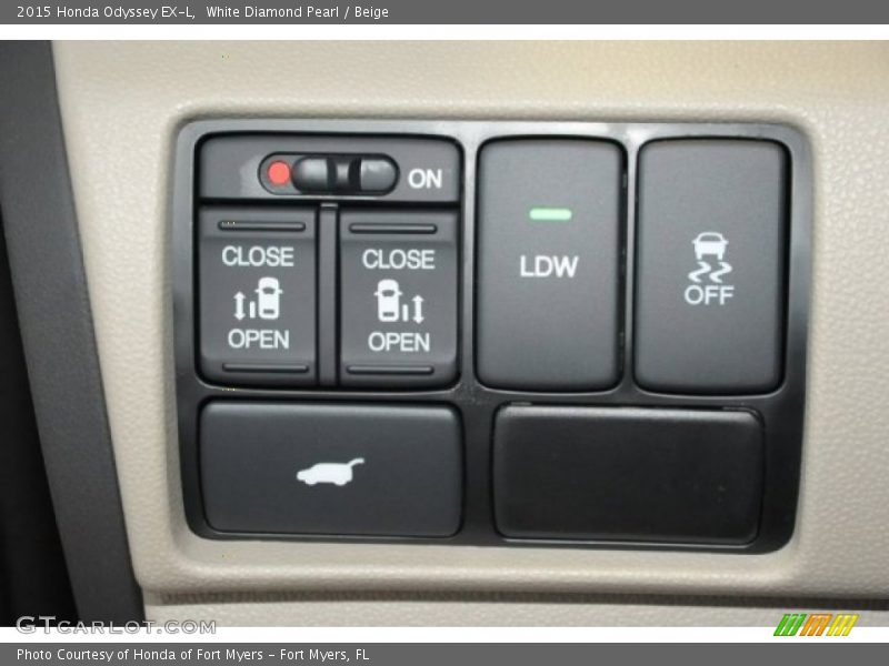 White Diamond Pearl / Beige 2015 Honda Odyssey EX-L
