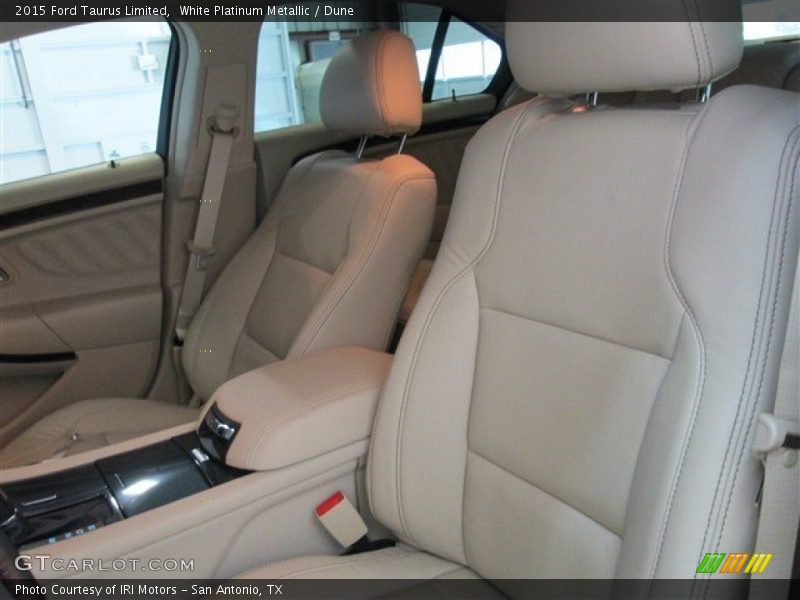 White Platinum Metallic / Dune 2015 Ford Taurus Limited