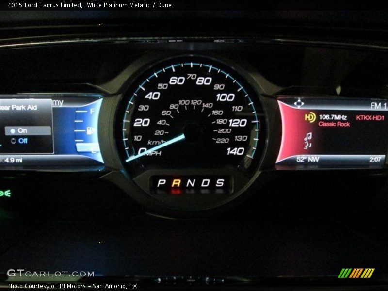 White Platinum Metallic / Dune 2015 Ford Taurus Limited