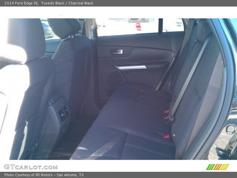 Tuxedo Black / Charcoal Black 2014 Ford Edge SE
