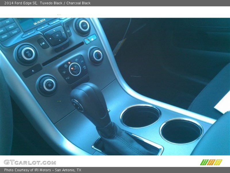 Tuxedo Black / Charcoal Black 2014 Ford Edge SE