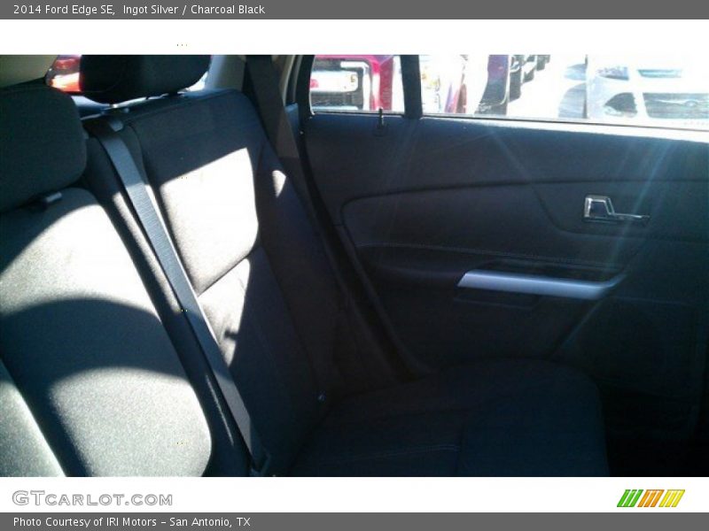Ingot Silver / Charcoal Black 2014 Ford Edge SE