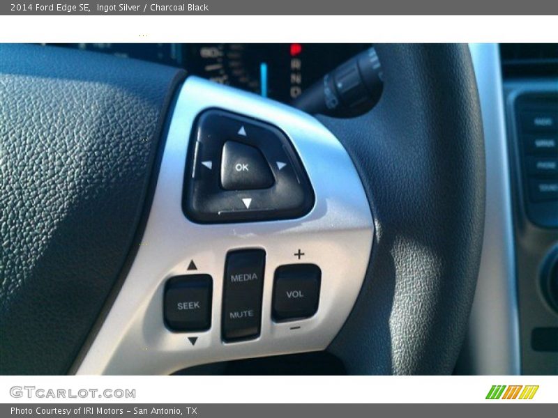 Ingot Silver / Charcoal Black 2014 Ford Edge SE