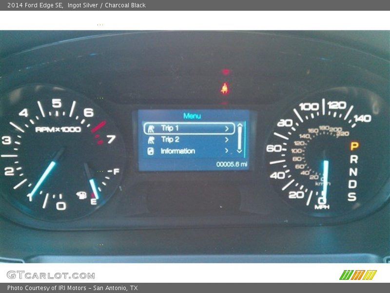 Ingot Silver / Charcoal Black 2014 Ford Edge SE