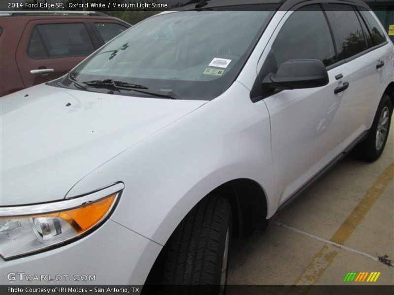 Oxford White / Medium Light Stone 2014 Ford Edge SE