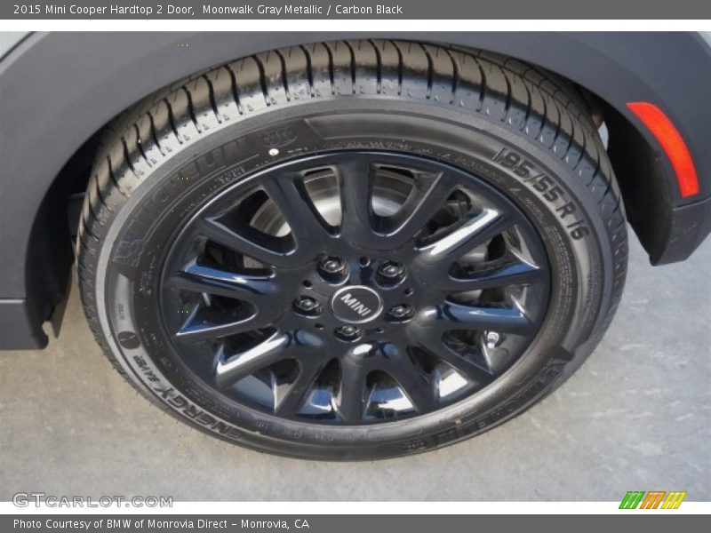 Moonwalk Gray Metallic / Carbon Black 2015 Mini Cooper Hardtop 2 Door