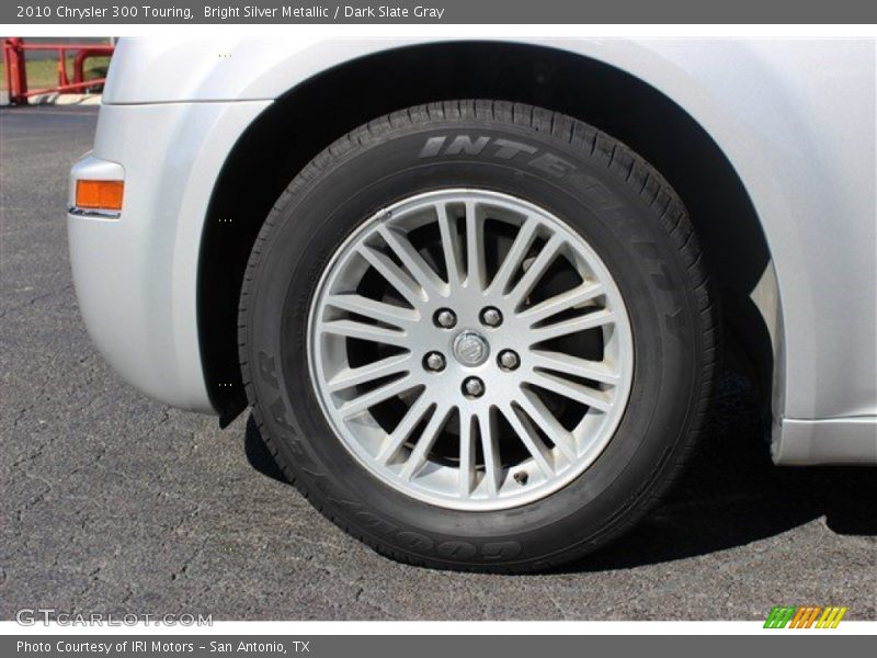Bright Silver Metallic / Dark Slate Gray 2010 Chrysler 300 Touring