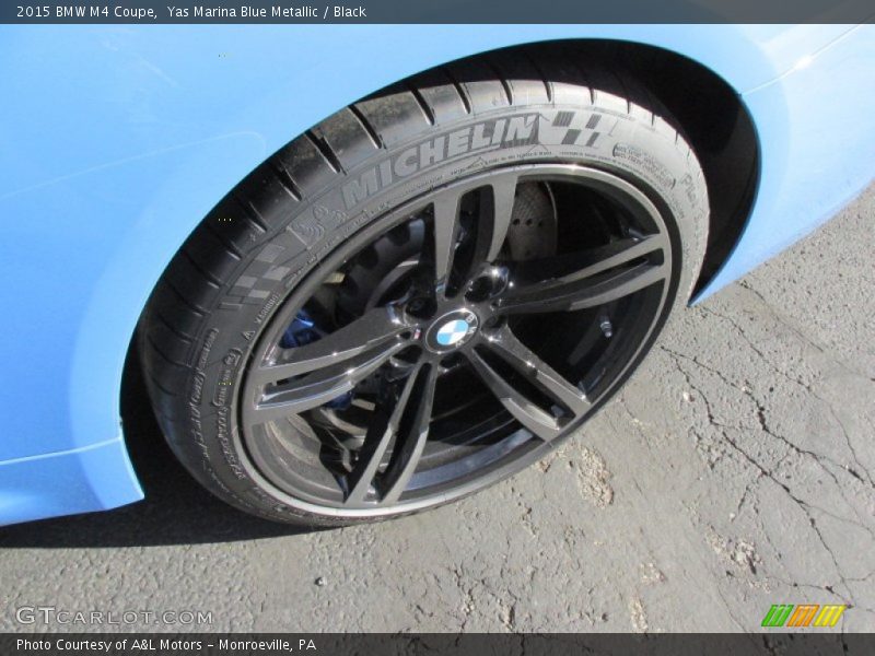 Yas Marina Blue Metallic / Black 2015 BMW M4 Coupe
