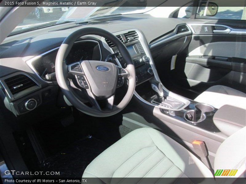 Magnetic Metallic / Earth Gray 2015 Ford Fusion S