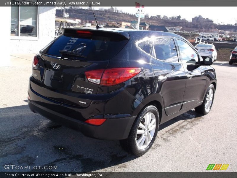 Ash Black / Taupe 2011 Hyundai Tucson Limited AWD