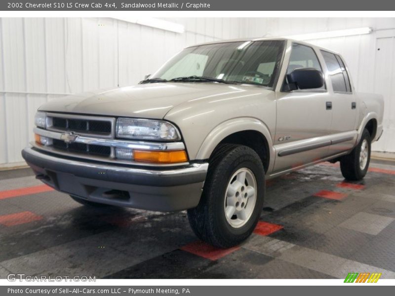 Sandalwood Metallic / Graphite 2002 Chevrolet S10 LS Crew Cab 4x4