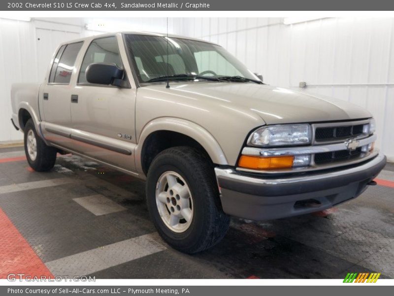 Sandalwood Metallic / Graphite 2002 Chevrolet S10 LS Crew Cab 4x4