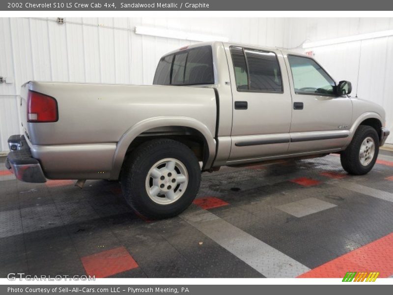 Sandalwood Metallic / Graphite 2002 Chevrolet S10 LS Crew Cab 4x4