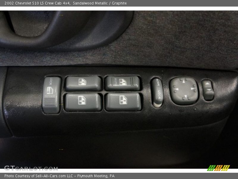 Sandalwood Metallic / Graphite 2002 Chevrolet S10 LS Crew Cab 4x4