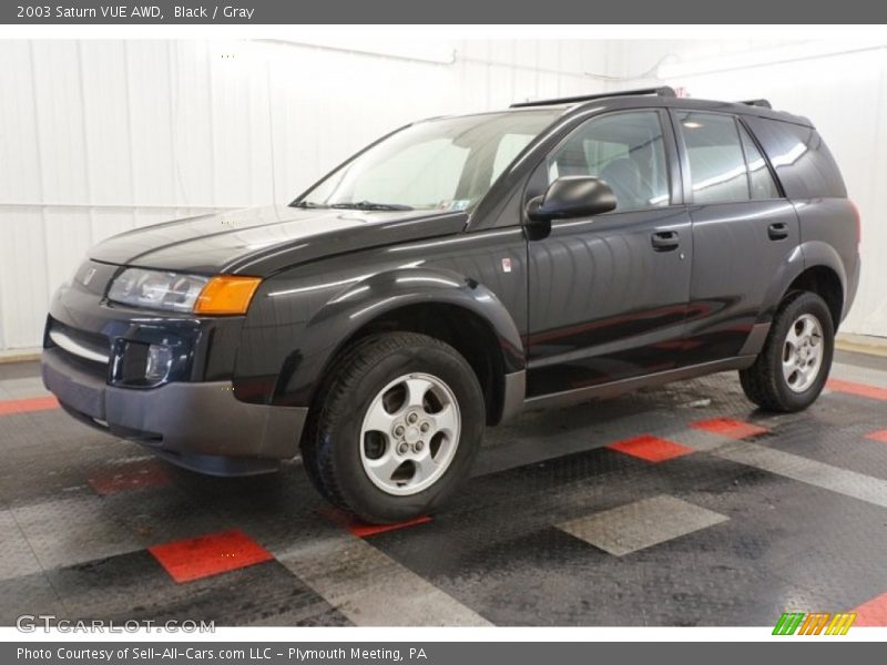 Black / Gray 2003 Saturn VUE AWD