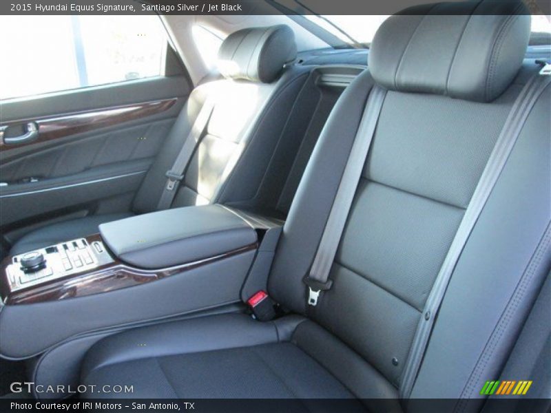 Santiago Silver / Jet Black 2015 Hyundai Equus Signature