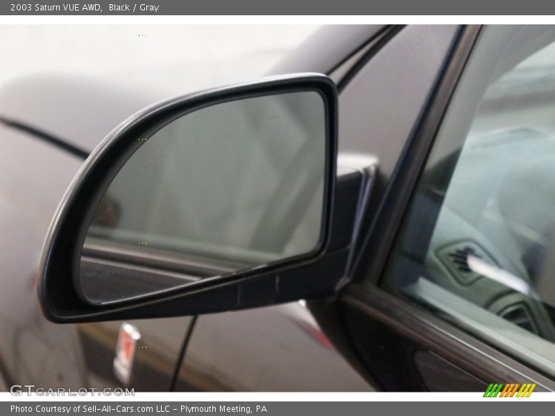 Black / Gray 2003 Saturn VUE AWD